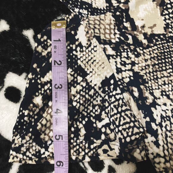 JONES NEW YORK Black snake print cold shoulder short sleeve top ~ MEDIUM LARGE - Picture 11 of 15